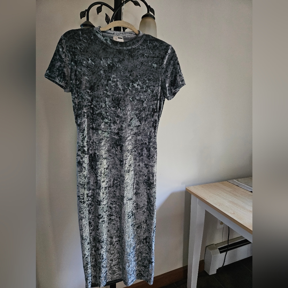 Velvet short sleeve dress midi dress